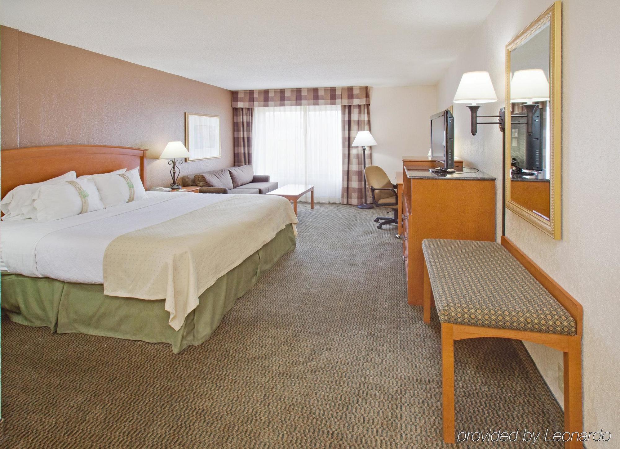 Holiday Inn Coralville - Iowa City By Ihg Room photo