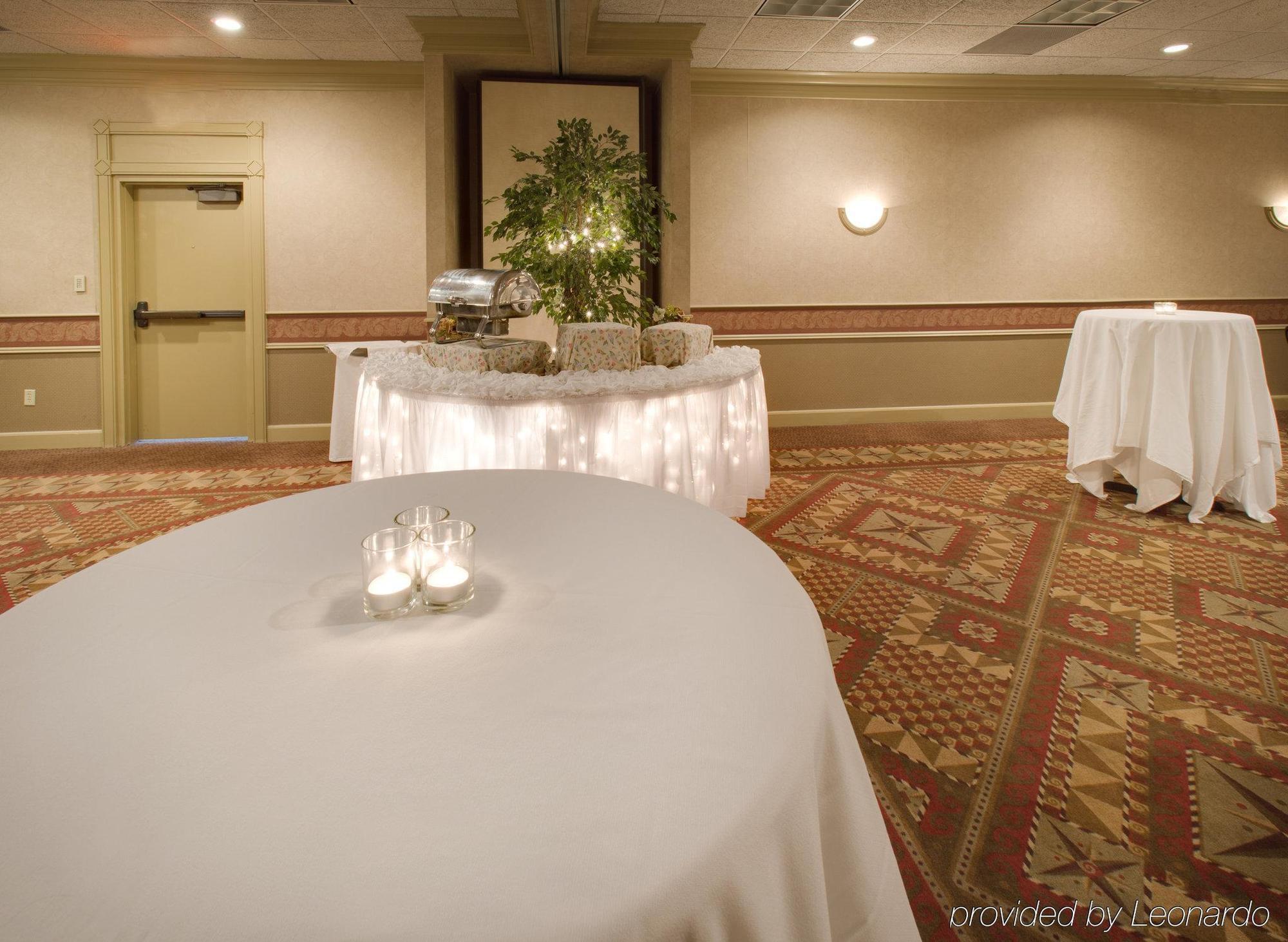 Holiday Inn Coralville - Iowa City By Ihg Facilities photo